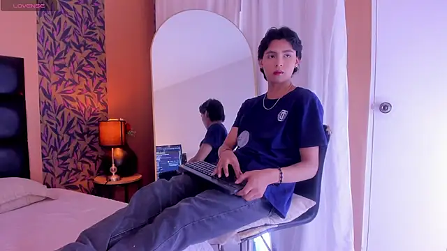 tian sex online show from July 4, 8:15 pm