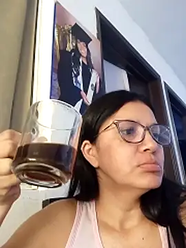 Casandra inthemorning online show from June 10, 3:22 pm