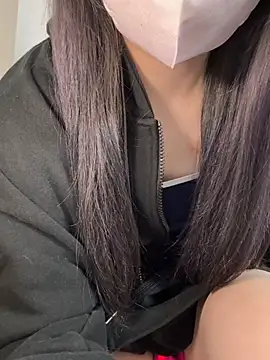 Snapshot of luna_sleepy chatting on May 17, 1:29 pm luna sleepy online show from May 17, 1:29 pm