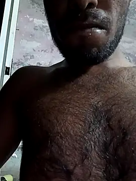 Snapshot of nilu_5633 chatting on May 22, 2:01 pm nilu 5633 online show from May 22, 2:01 pm