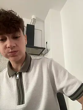JessyAdoryx online show from July 9, 11:25 am