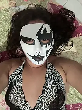 cherrybr01 online show from May 20, 3:34 am