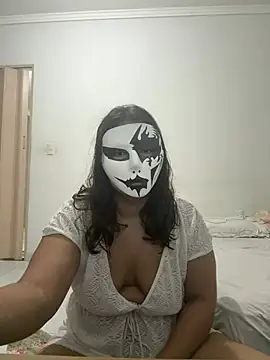 cherrybr01 online show from May 26, 9:22 pm