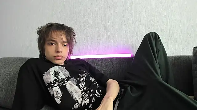 Snapshot of Nolan_Sagee chatting on May 14, 7:37 am Nolan Sagee online show from May 14, 7:37 am