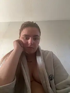 LexiXXoo online show from May 17, 12:01 pm
