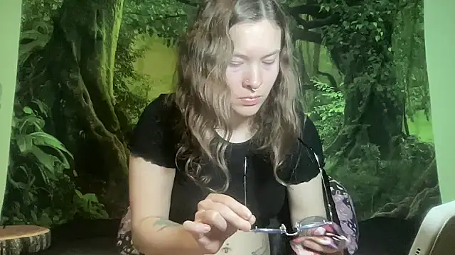 mo0ngoddess online show from February 26, 3:49 am