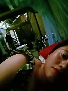 Snapshot of auro99 chatting on July 7, 3:31 am auro99 online show from July 7, 3:31 am