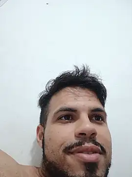 CarlosMenino24 online show from June 5, 2:51 am