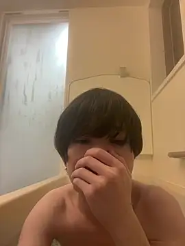 Snapshot of Kiki___1 chatting on January 12, 10:34 am Kiki 1 online show from January 12, 10:34 am