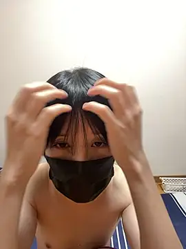 Snapshot of Kiki___1 chatting on February 16, 2:02 pm Kiki 1 online show from February 16, 2:02 pm