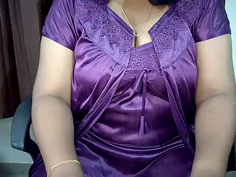 MALLU WAVEZZZ online show from May 18, 6:25 pm