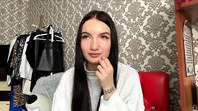 ElizbethLeban online show from May 15, 9:49 am