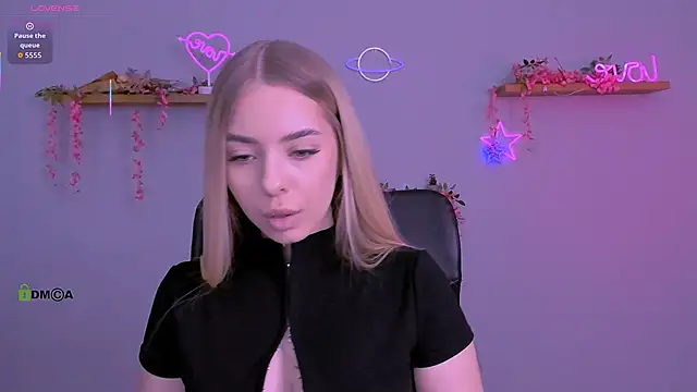 Snapshot of viola_sweet_1 chatting on May 24, 9:03 am viola sweet 1 online show from May 24, 9:03 am