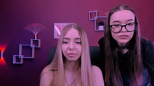 Snapshot of viola_sweet_1 chatting on May 26, 9:05 am viola sweet 1 online show from May 26, 9:05 am