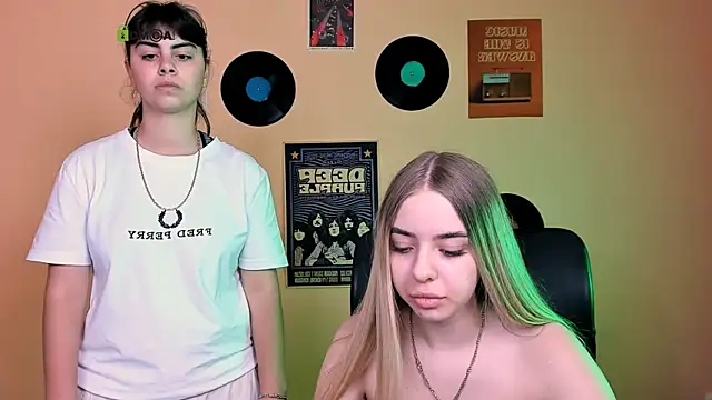 viola sweet 1 online show from July 11, 8:28 am