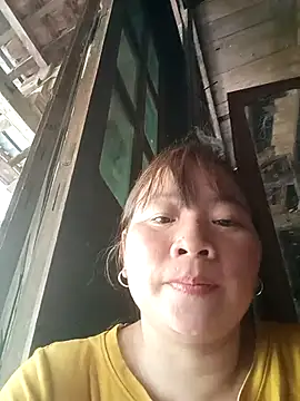 Cumhots111 online show from May 27, 3:36 am