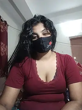 Snapshot of Lok_Me chatting on June 10, 8:19 pm Lok Me online show from June 10, 8:19 pm