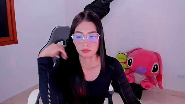 Snapshot of Scarleth_Ferrec chatting on May 27, 7:55 pm Scarleth Ferrec online show from May 27, 7:55 pm
