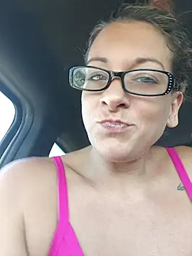 Snapshot of missbellastar chatting on May 16, 5:56 pm missbellastar online show from May 16, 5:56 pm