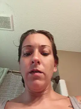 missbellastar online show from June 25, 10:36 pm