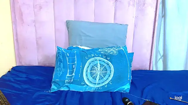 SexySlimTeaXx online show from July 9, 1:26 pm