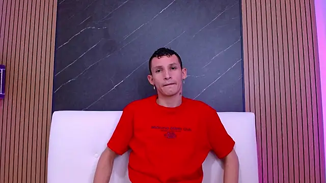 Isak Berekoa online show from May 20, 3:24 am