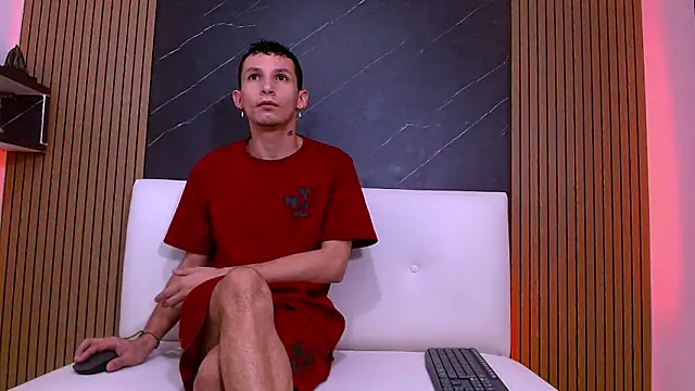 Isak Berekoa online show from May 30, 3:03 am