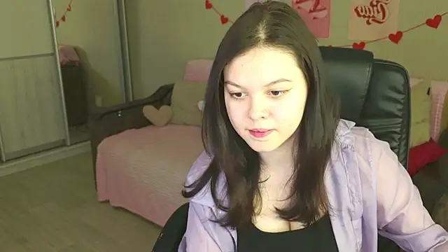 DelarySong online show from May 19, 6:14 pm