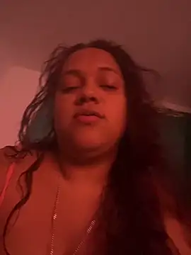 Snapshot of saramichell445734 chatting on May 27, 2:52 am saramichell445734 online show from May 27, 2:52 am
