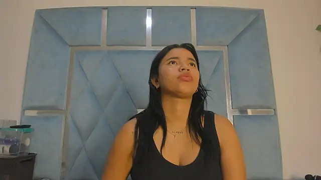 Snapshot of Lucy_asm chatting on June 21, 11:57 am Lucy asm online show from June 21, 11:57 am