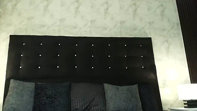 Helena Luxxx online show from May 15, 8:27 pm