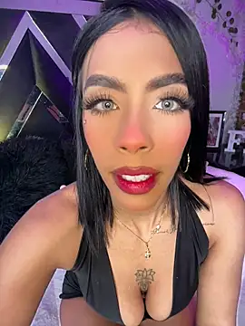Snapshot of FiorellaBossh_ chatting on May 26, 7:54 pm FiorellaBossh online show from May 26, 7:54 pm