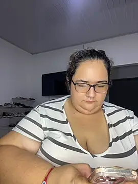 Snapshot of marianacooper1234 chatting on May 22, 10:15 pm marianacooper1234 online show from May 22, 10:15 pm