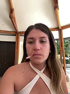 Snapshot of IsabelleMilan chatting on June 19, 3:16 pm IsabelleMilan online show from June 19, 3:16 pm