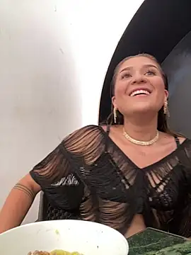 Snapshot of IsabelleMilan chatting on June 29, 8:42 pm IsabelleMilan online show from June 29, 8:42 pm