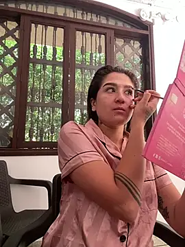 Snapshot of IsabelleMilan chatting on July 12, 8:11 pm IsabelleMilan online show from July 12, 8:11 pm