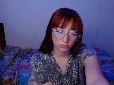 Snapshot of iris_ares_ chatting on May 30, 2:58 pm iris ares online show from May 30, 2:58 pm