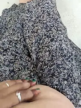 Cut lady234 online show from June 9, 1:28 am