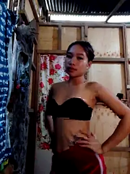Snapshot of hottie_zaira chatting on May 19, 1:33 am hottie zaira online show from May 19, 1:33 am
