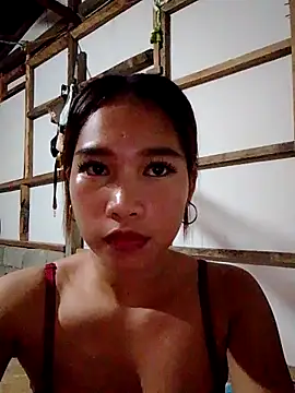 Snapshot of hottie_zaira chatting on May 24, 12:32 pm hottie zaira online show from May 24, 12:32 pm