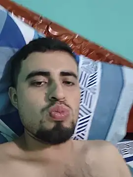 Alejo10051 online show from May 21, 3:24 am