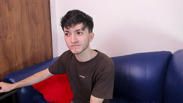 kavencastro online show from May 14, 3:13 am