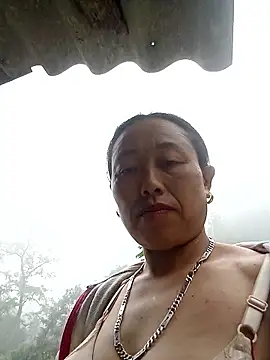 lili anhh online show from May 20, 4:29 am