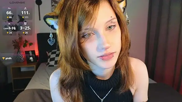Snapshot of vampi_queen chatting on May 23, 8:02 pm vampi queen online show from May 23, 8:02 pm