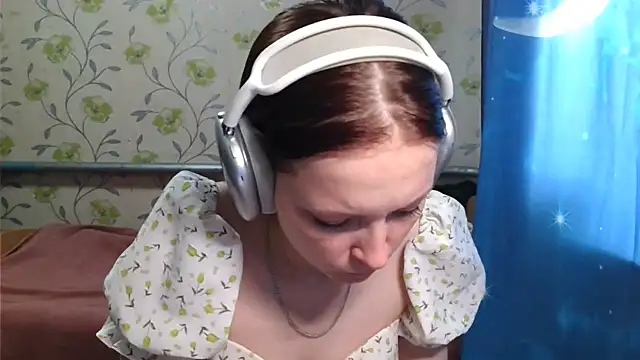 Snapshot of FlamingNinja chatting on May 24, 9:03 am FlamingNinja online show from May 24, 9:03 am