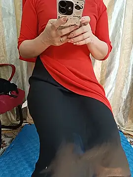 Fionna9 online show from May 19, 9:15 am