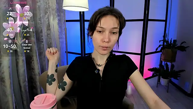 Mili Joy online show from June 13, 5:33 pm