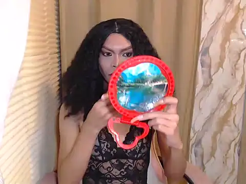 Snapshot of Serenamarqueza chatting on July 6, 6:54 pm Serenamarqueza online show from July 6, 6:54 pm
