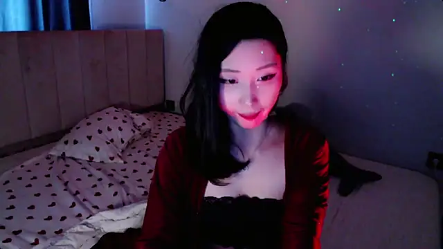 Snapshot of neverstoplovingme chatting on May 16, 2:41 am neverstoplovingme online show from May 16, 2:41 am
