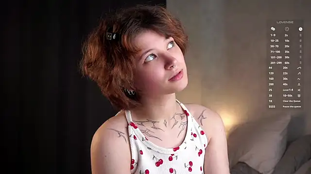 AlesiaPeasel online show from July 9, 11:58 am